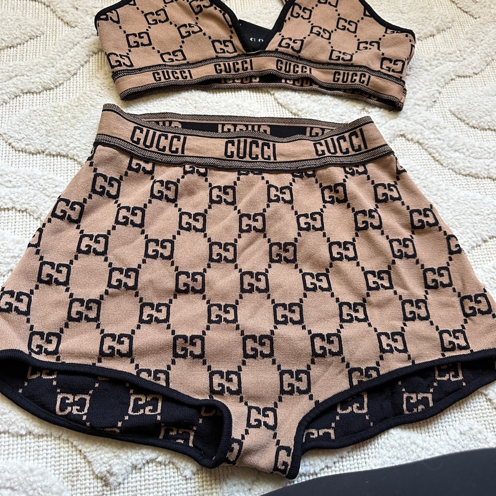 Bra set - Picture 2 of 5